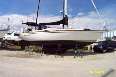 1977 Tartan Yachts Centerboard sloop