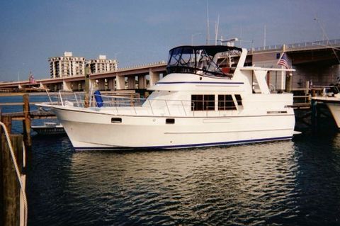 2002 Novatec Sundeck Trawler