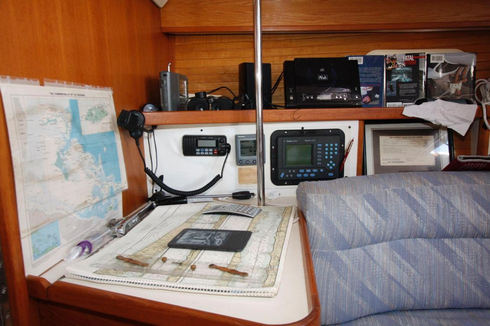 1991 Catalina 42 Two cabin