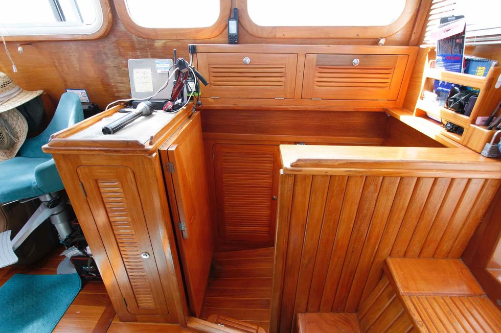 1999 Cabo Rico 38 Pilothouse Cutter