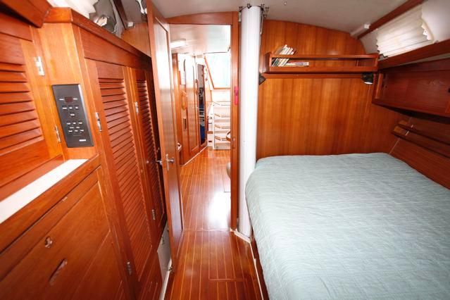 1992 Catalina 42 Two cabin