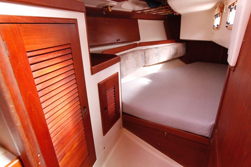 1989 Tartan Yachts 372