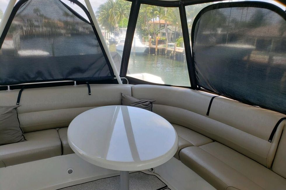 2002 Carver 57 Voyager Pilothouse