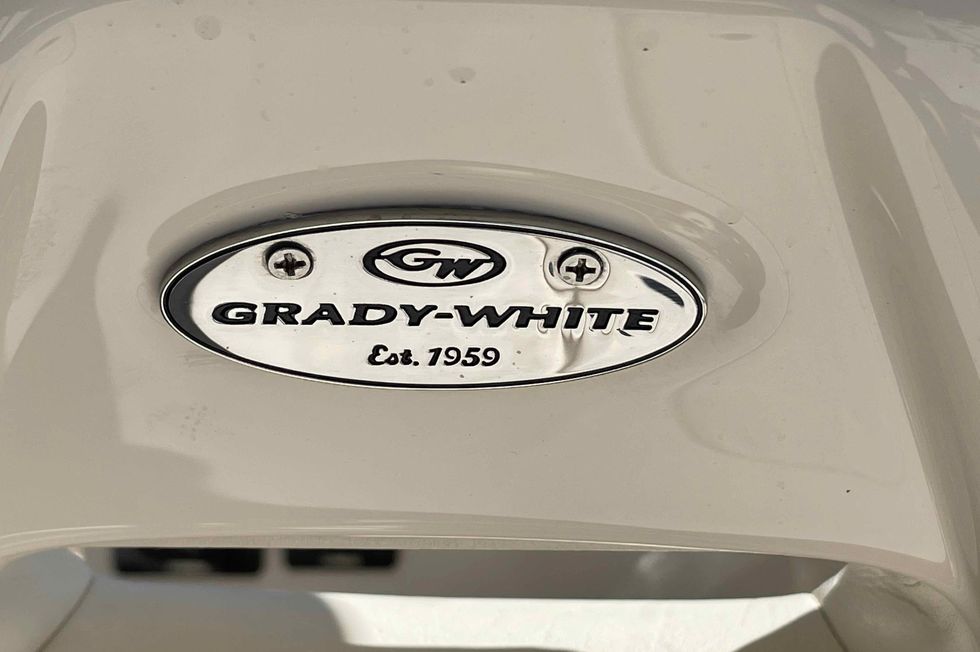 2019 Grady-White 275 Dual Console
