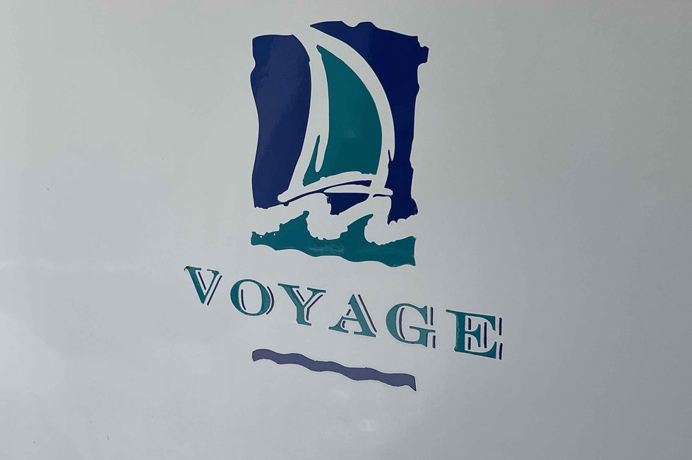 2001 Voyage Yachts 440