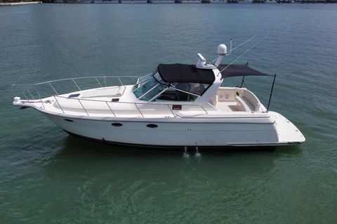 1998 Tiara Yachts 3500 Express